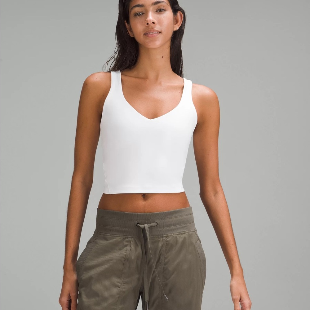 White Align Tank
